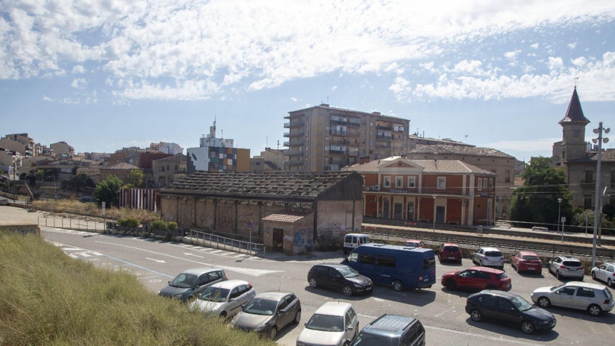 La estación de autobuses se construirá junto a la de trenes a partir de septiembre.