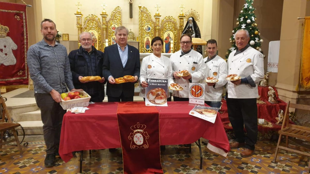 El Gremi de Forners de Lleida va participar en la presentació dels actes de Sant Antoni.