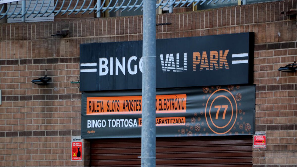 Un juez envía a un centro de reclusión al menor detenido por el asalto mortal en el bingo de Tortosa