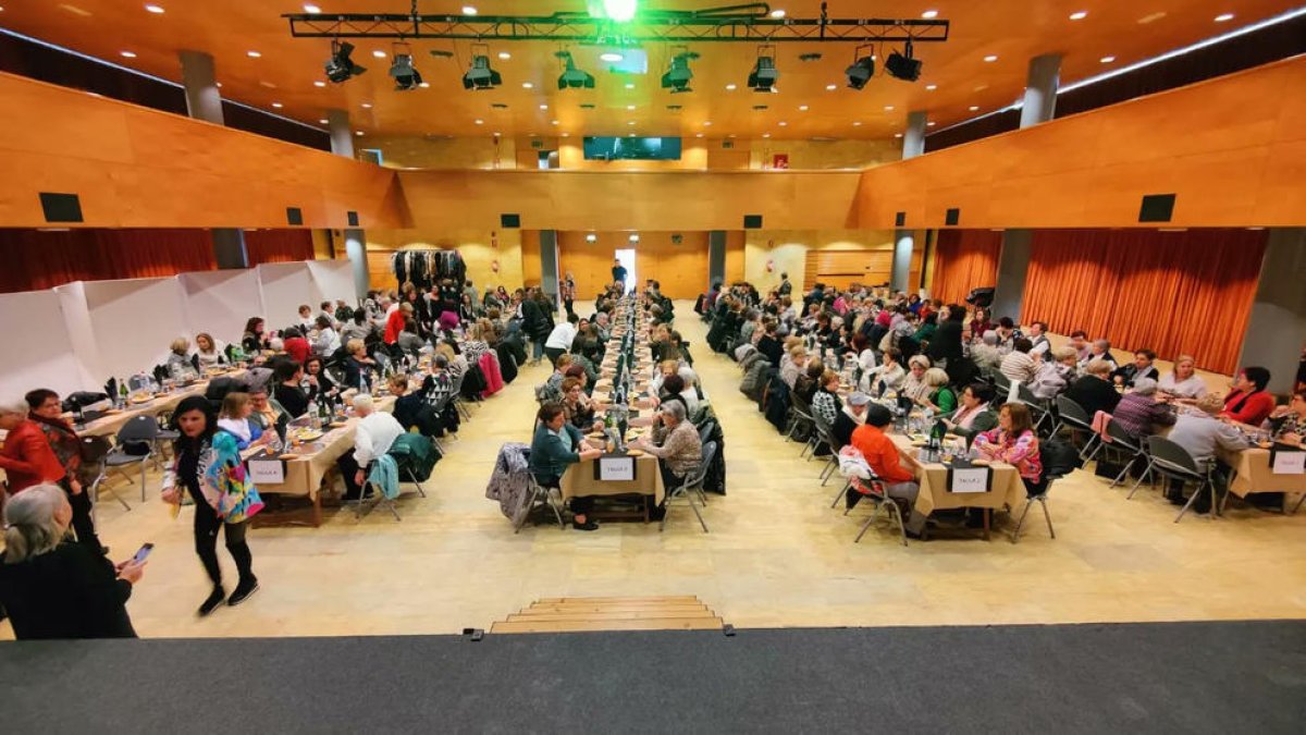 Més d’un centenar de persones van assistir a la celebració.