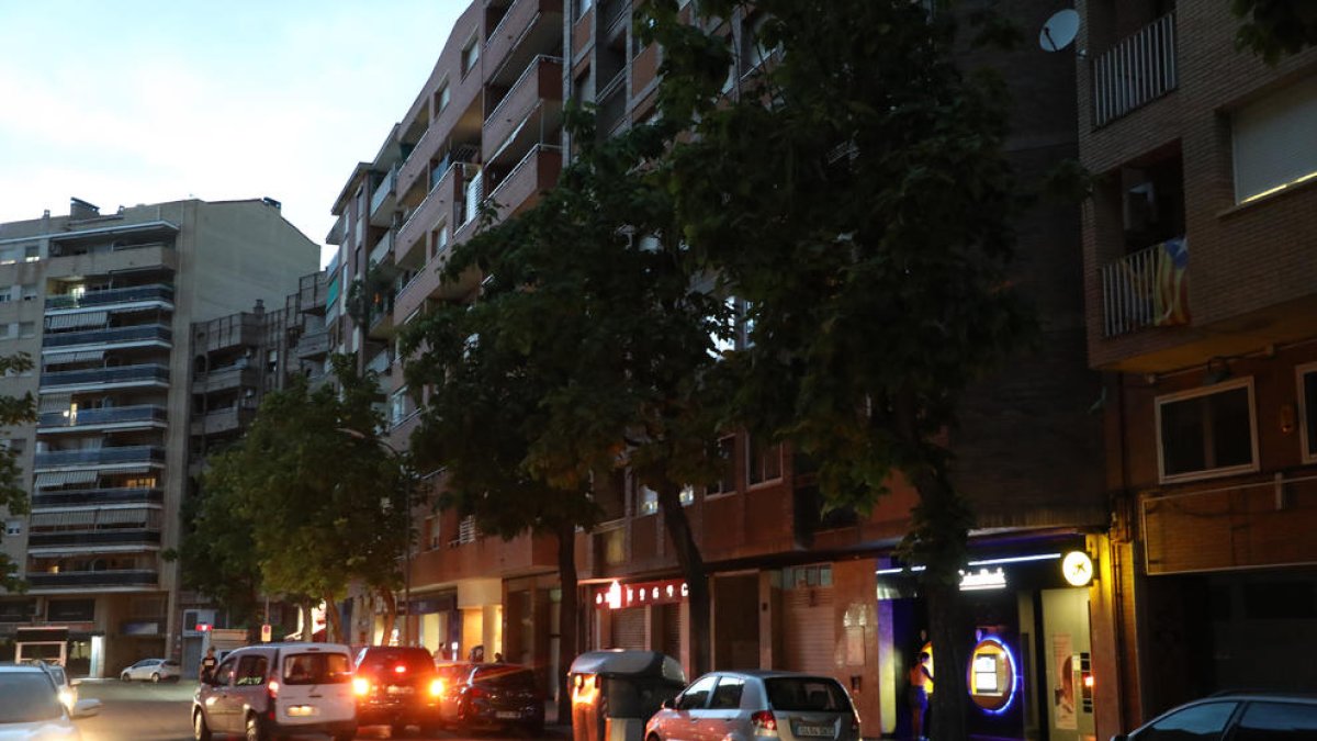 Vista de l’avinguda València, a Cappont, on ahir va tenir lloc el robatori.