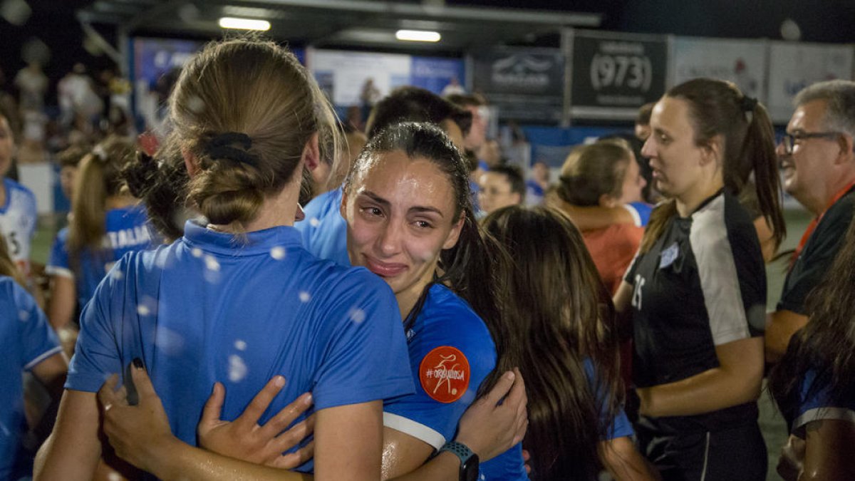 Barbi, visiblemente emocionada tras el agónico triunfo en el partido de play off contra el Femarguín.