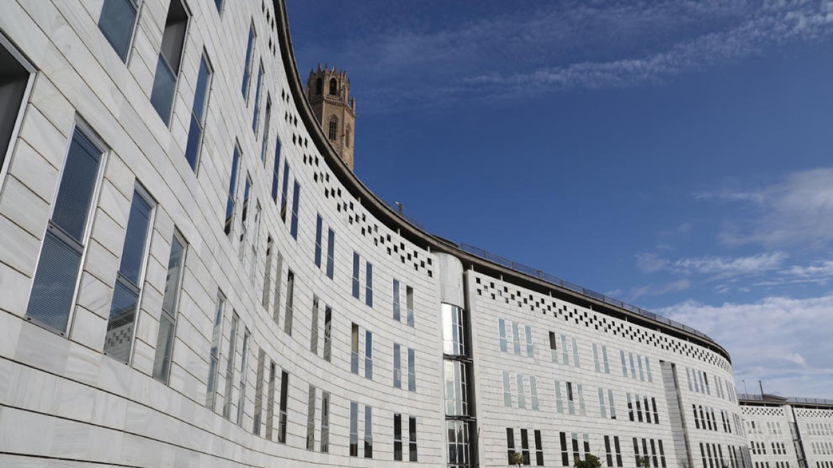 Vista de la seu dels jutjats de Lleida a l’edifici del Canyeret.