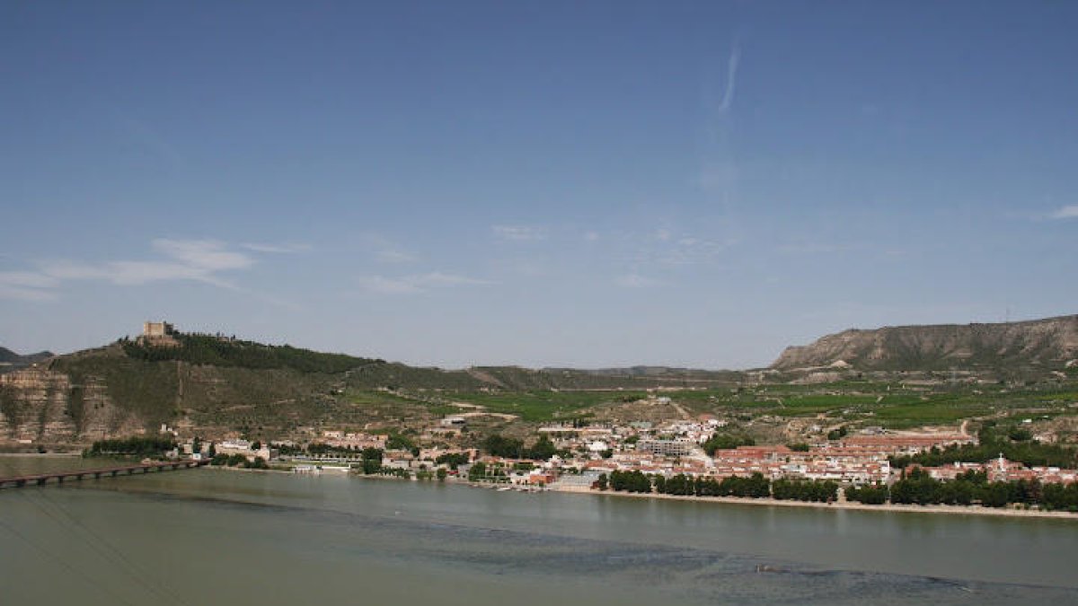 Imagen de archivo de una vista de Mequinensa. 