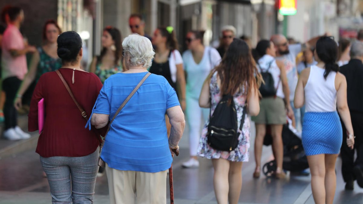 La pensión media de jubilación es menor en Lleida que en Catalunya y el Estado.