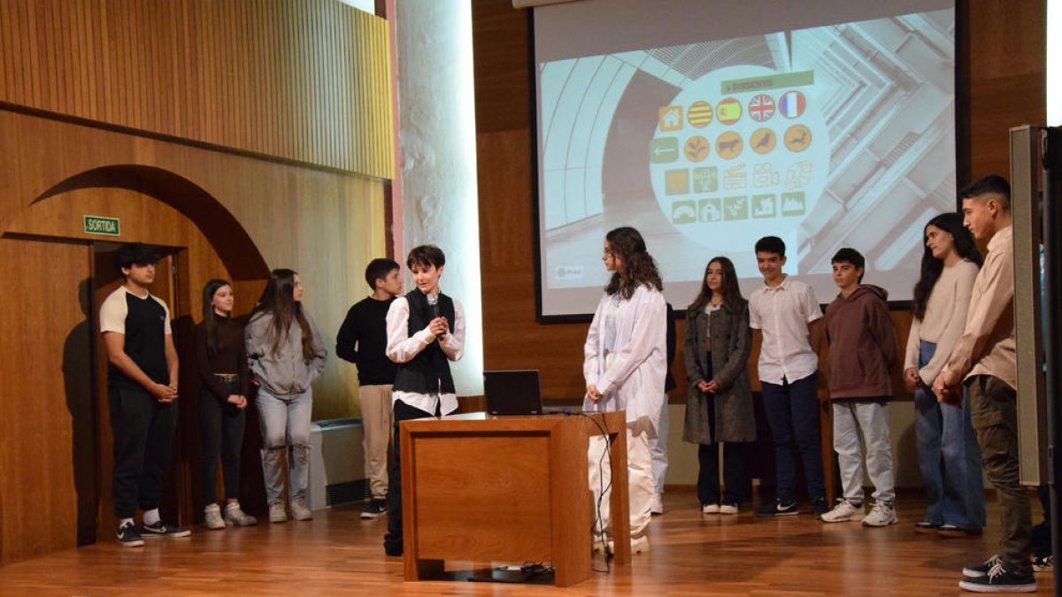 La presentació de l’app de l’institut La Valira de la Seu.