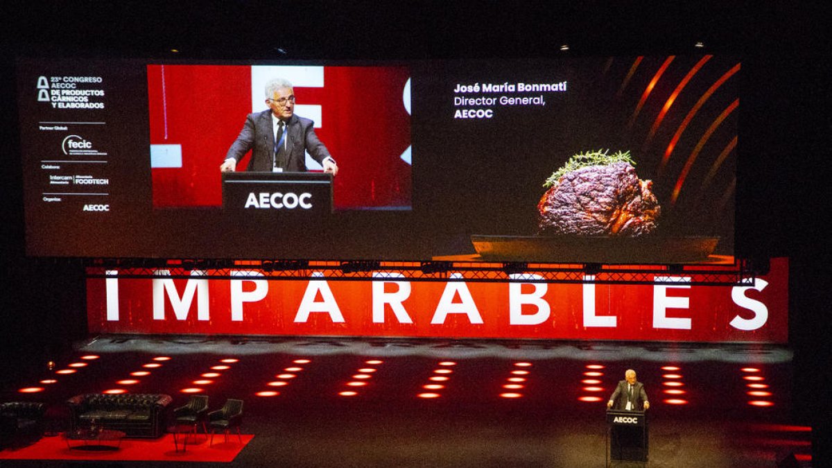 El director general de Aecoc, José María Bonmatí, en el inicio del Congreso bajo el lema “Imparables”.