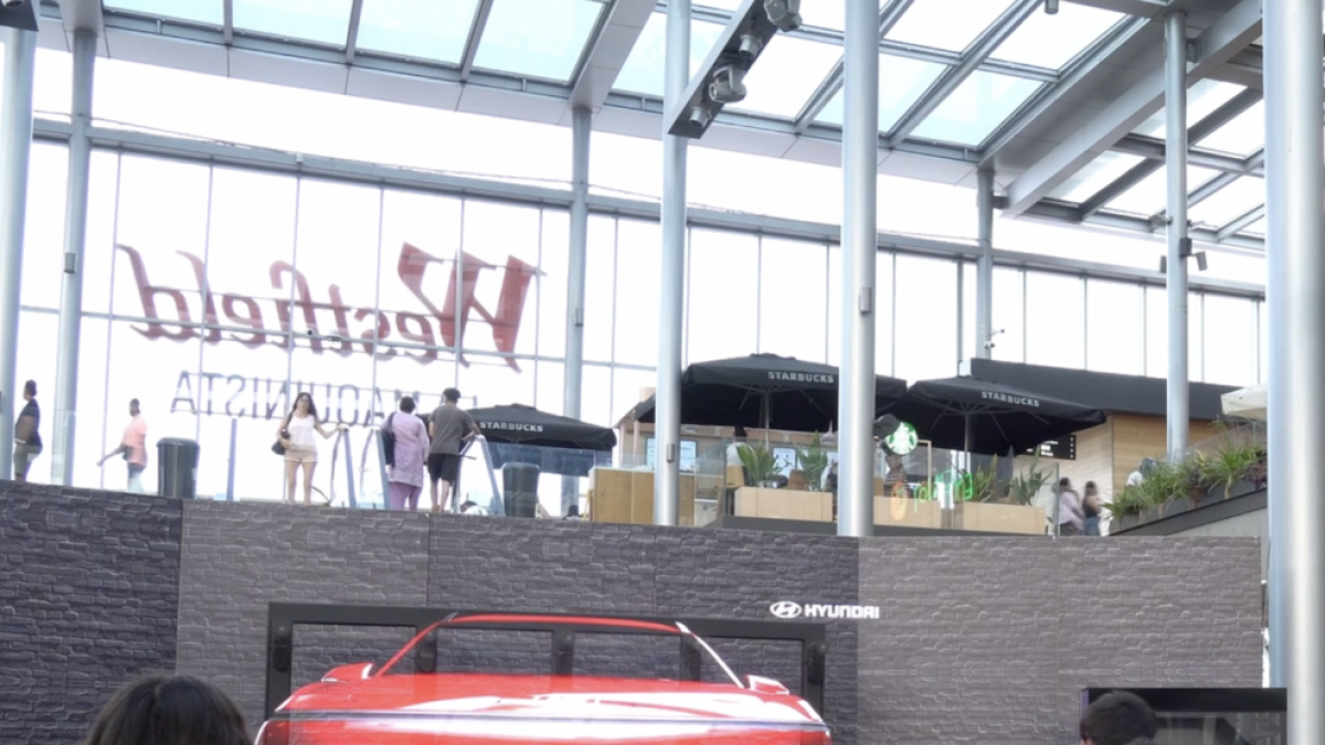 Hyundai llança la nova versió amb una experiència hologràfica 3D al centre comercial Westfield