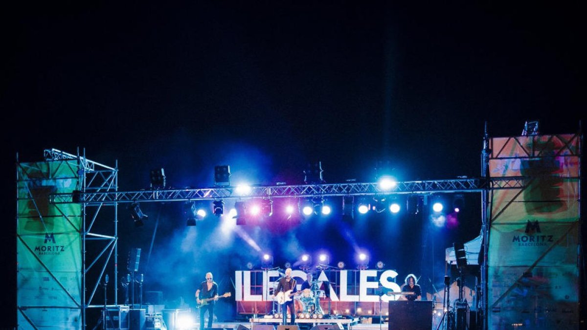 La mítica banda asturiana Ilegales va posar divendres a la nit la nota rockera al Talarn Music Experience.