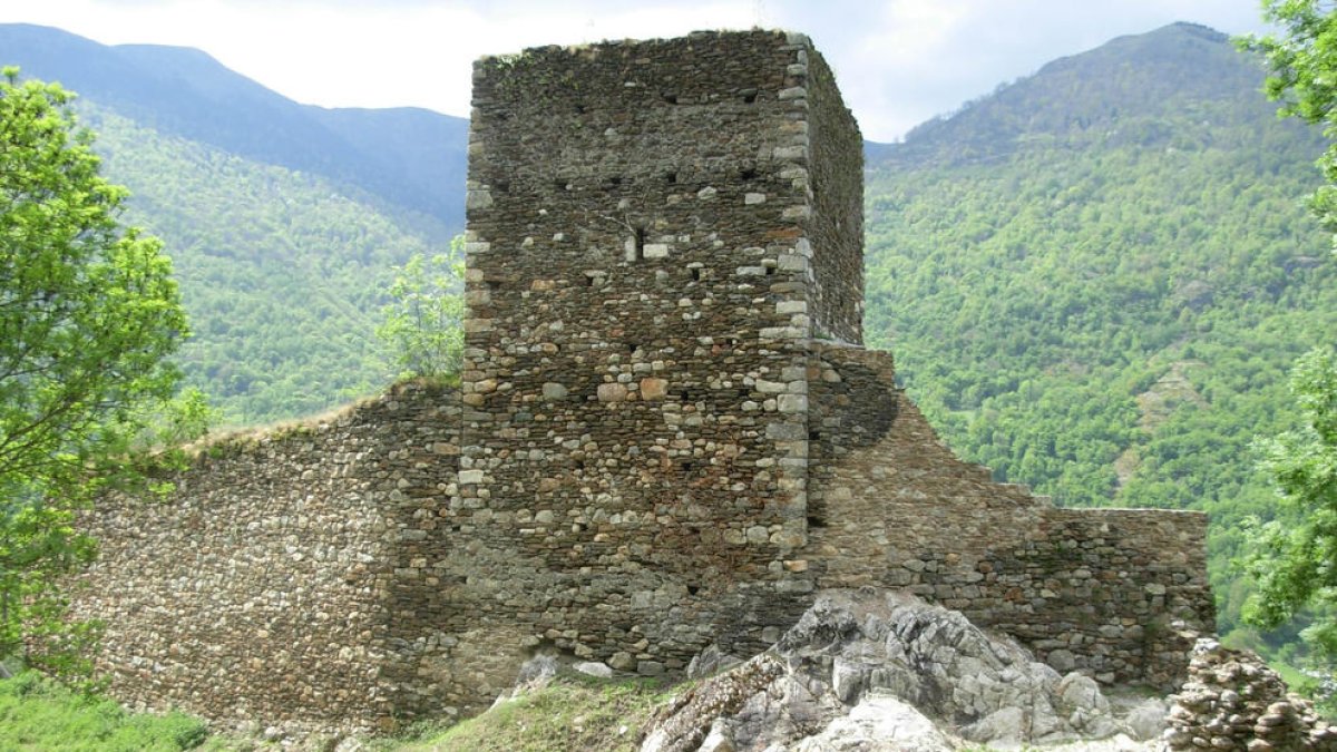 Imagen de archivo de la torre del castillo de la Baronia de Les. 