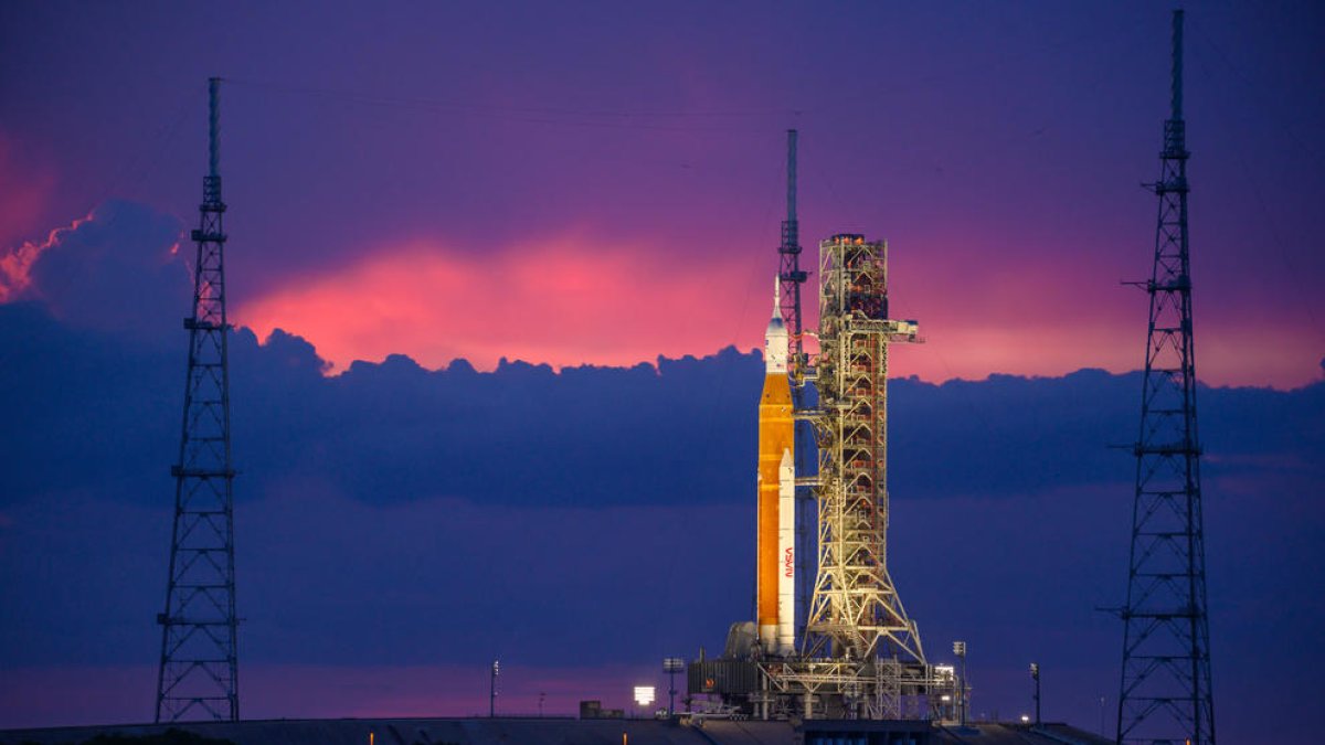 La NASA retrasa de nuevo el lanzamiento de Artemis I por una tormenta tropical