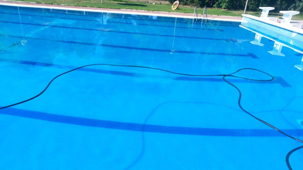 Estado actual del agua de la piscina de Bovera.