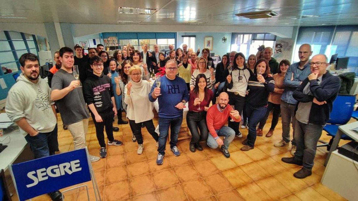 Representants de totes les seccions del grup SEGRE els desitgen unes bones festes