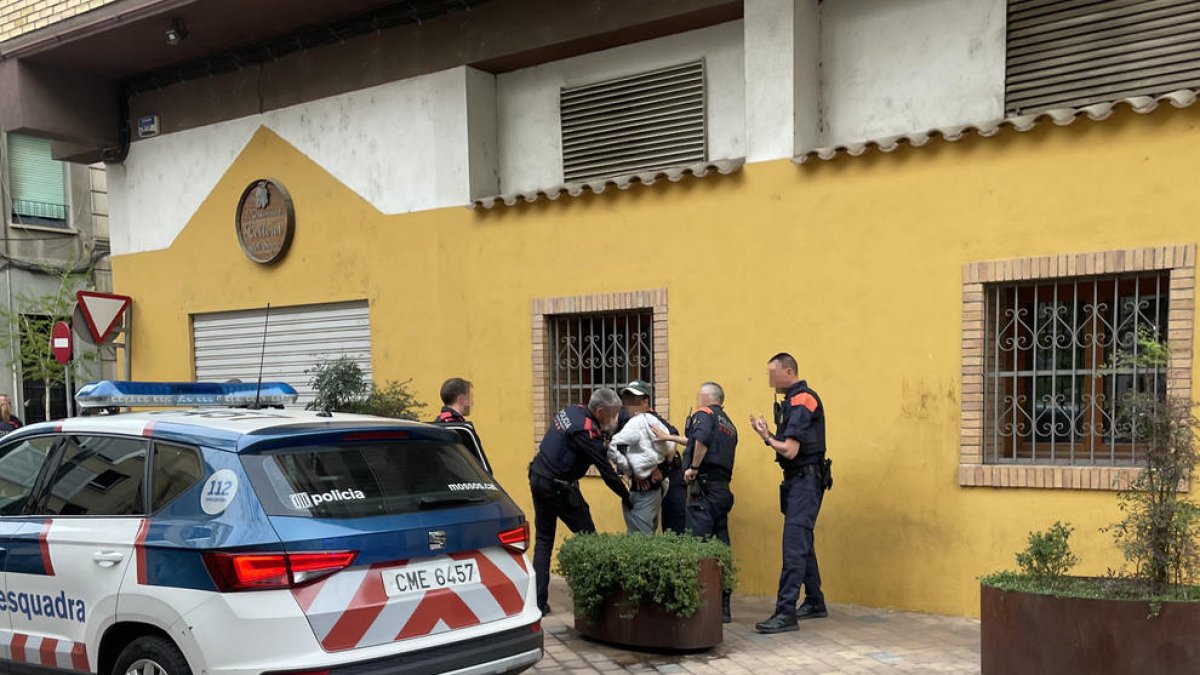 Detingut per un robatori violent a Lleida