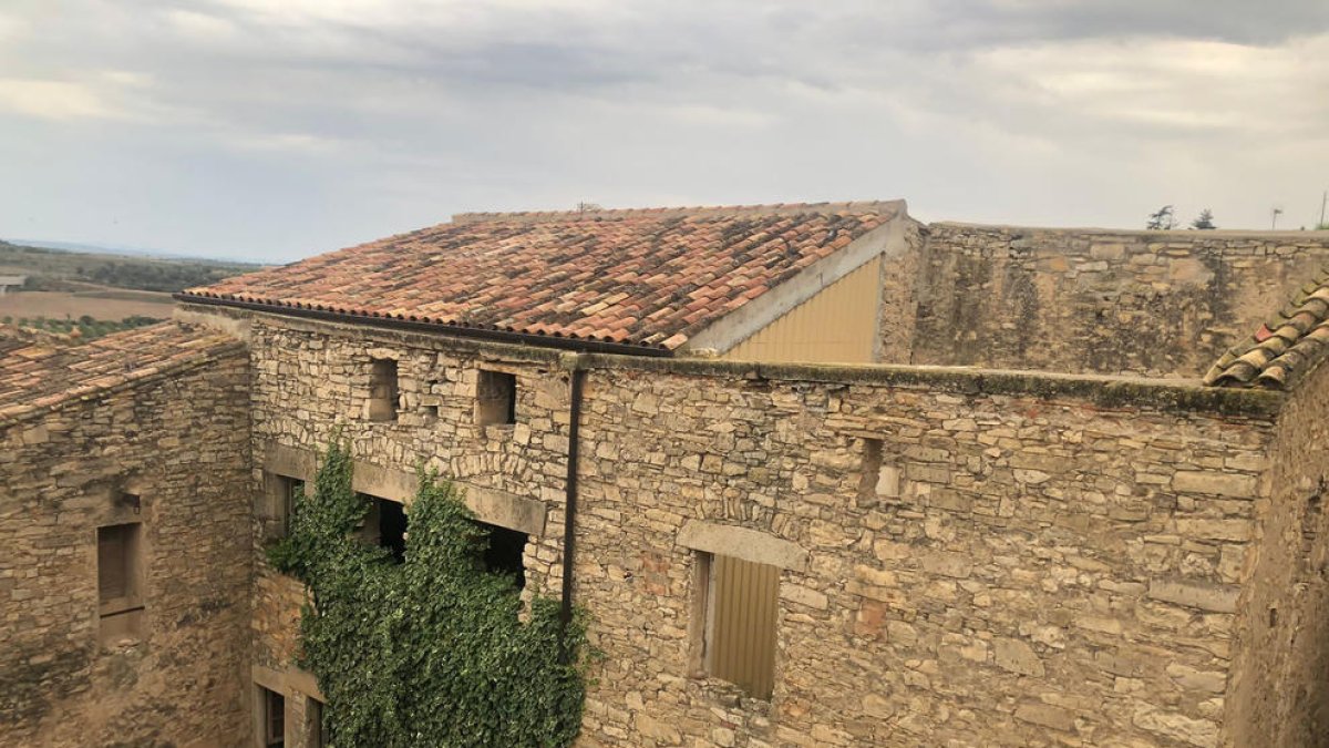 Vista d’ahir de Cal Segura, al centre del poble.