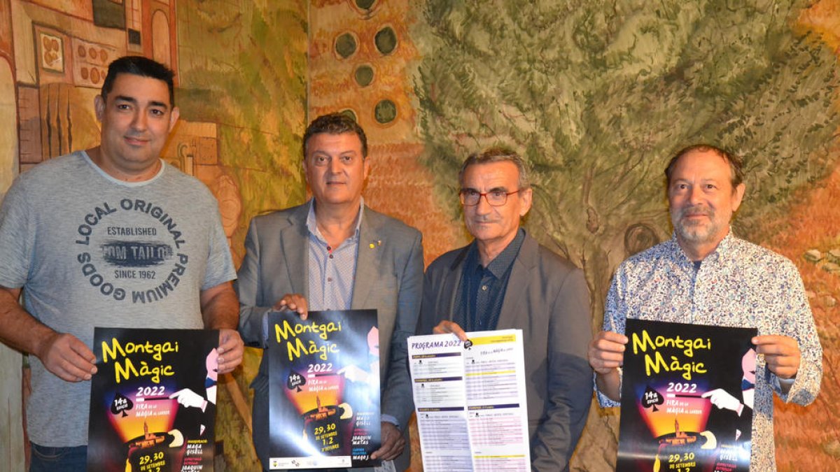 El acto de presentación del cartel del XIV Montgai Màgic, ayer en la diputación de Lleida. 