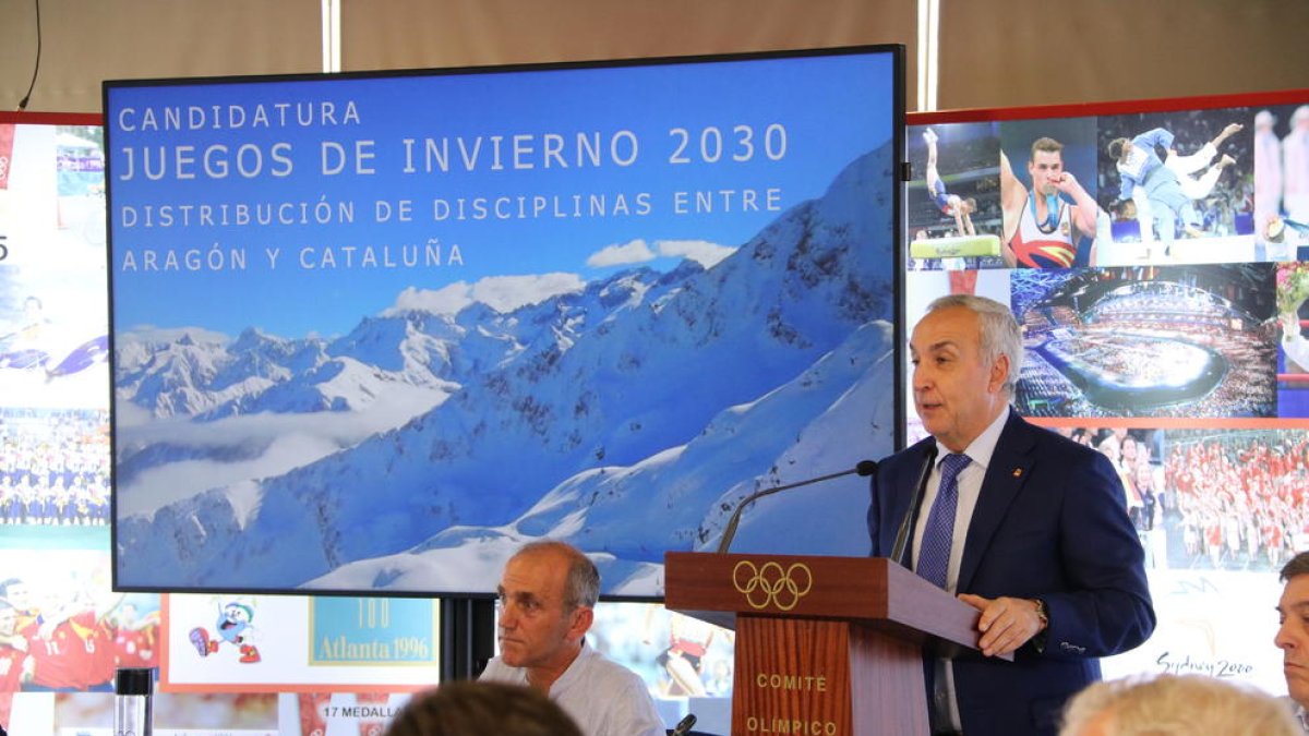 El president del COE, Alejandro Blanco, dimarts a la sala de premsa de l'organisme olímpic.