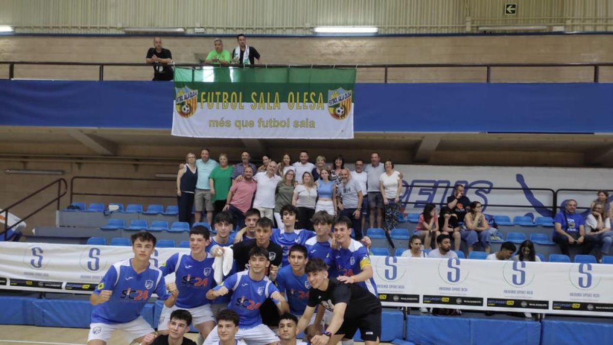 El juvenil del CFS Alcoletge, segon al torneig de Salou