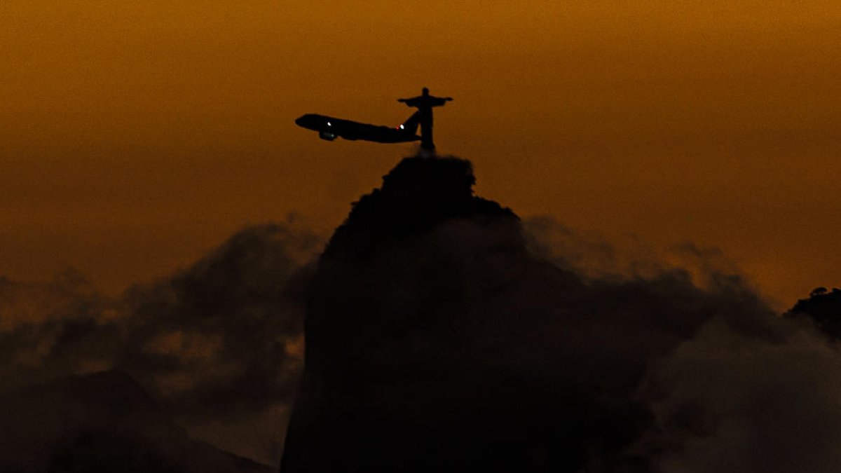 El Cristo Redentor de Rio de Janeiro es queda a les fosques en solidaritat a Vinícius Júnior