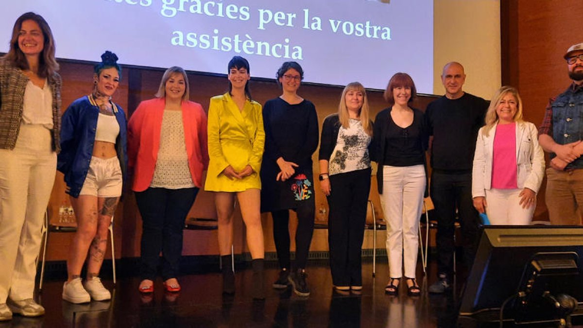 Els participants, en la taula redona celebrada ahir al CaixaForum Lleida.