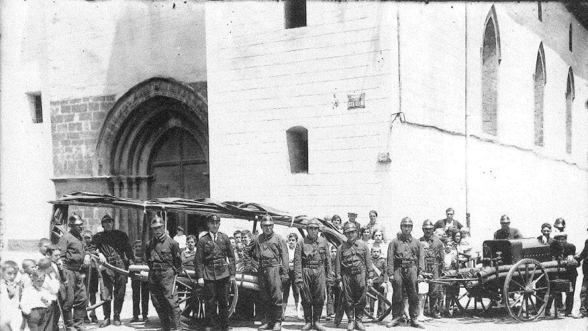 Bomberos de La Seu d’Urgell en 1932, 4 años antes de la Guerra. 