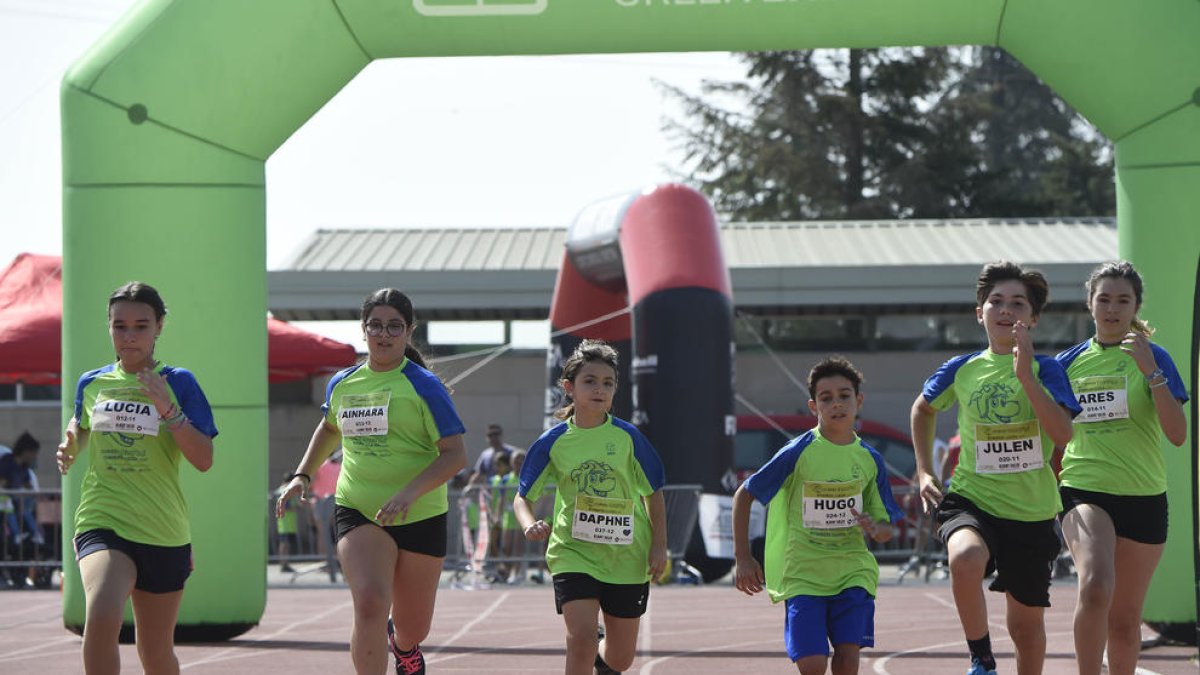 La Cursa dels Bombers Infantil va celebrar un total de set distàncies de competició i carreres mixtes dividides per edats.