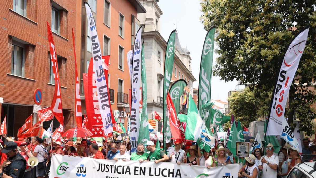 Concentración ayer de los funcionarios en Madrid. 