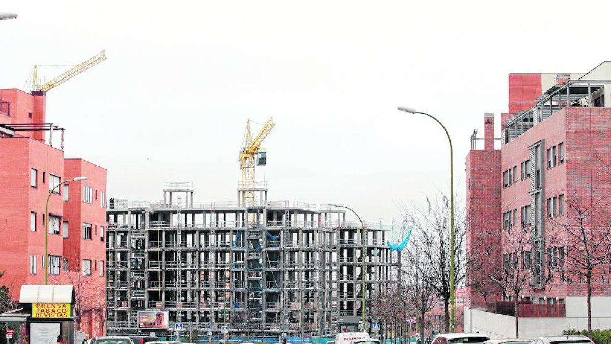 Imagen de archivo de un edificio en construcción.