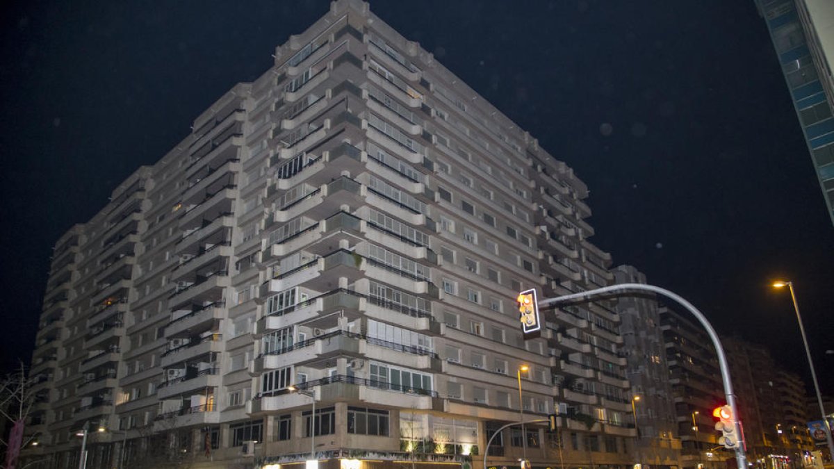 El edificio desde el que se registran los lanzamientos. 