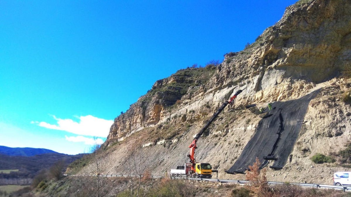 Obres per prevenir despreniments a Sant Esteve de la Sarga