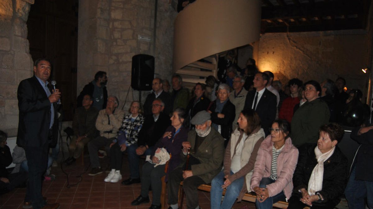 L’alcalde de la Floresta, Jaume Setó, en l’estrena de l’audiovisual.