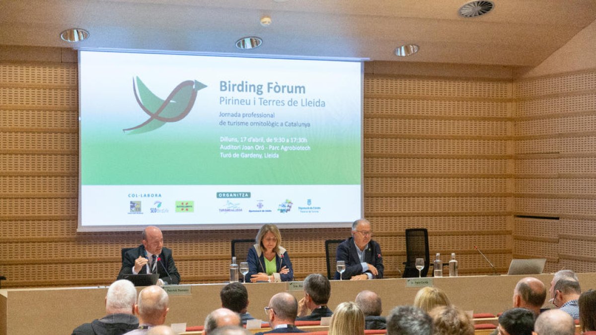 Torrent, Pujol i Cerdà en la inauguració del Birding Forum que es va organitzar a Lleida.