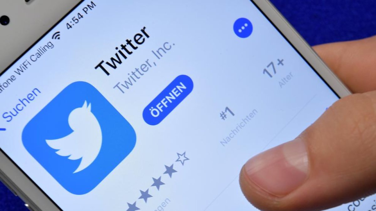 Twitter torna la marca blava a algunes personalitats i empreses