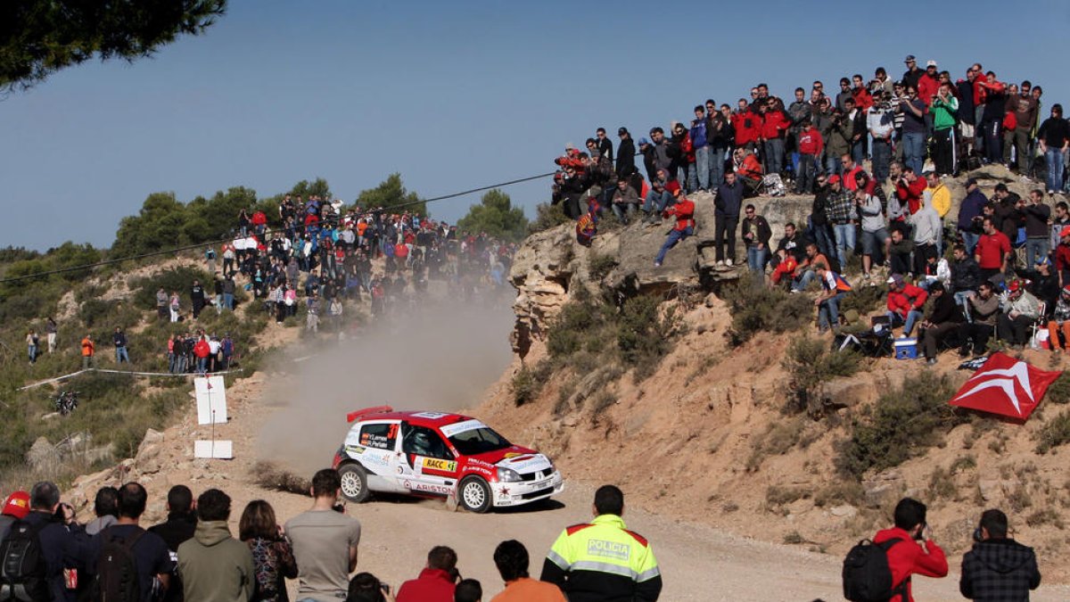 Una imagen del paso del Rally Catalunya por el tramo de Les Garrigues en la edición de 2010.