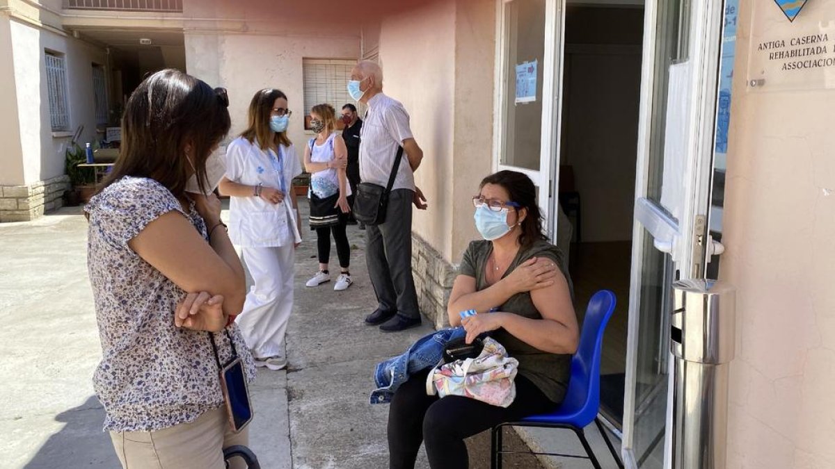 La vacunació sense cita a Guissona es va fer a l’Antiga Caserna de la Guàrdia Civil.