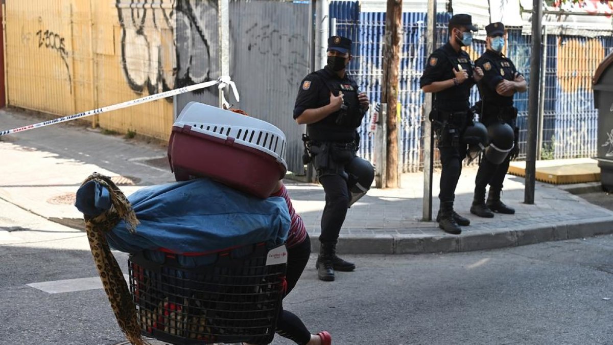 Desalojan 31 pisos de dos edificios okupados de Carabanchel desde hace 6 años