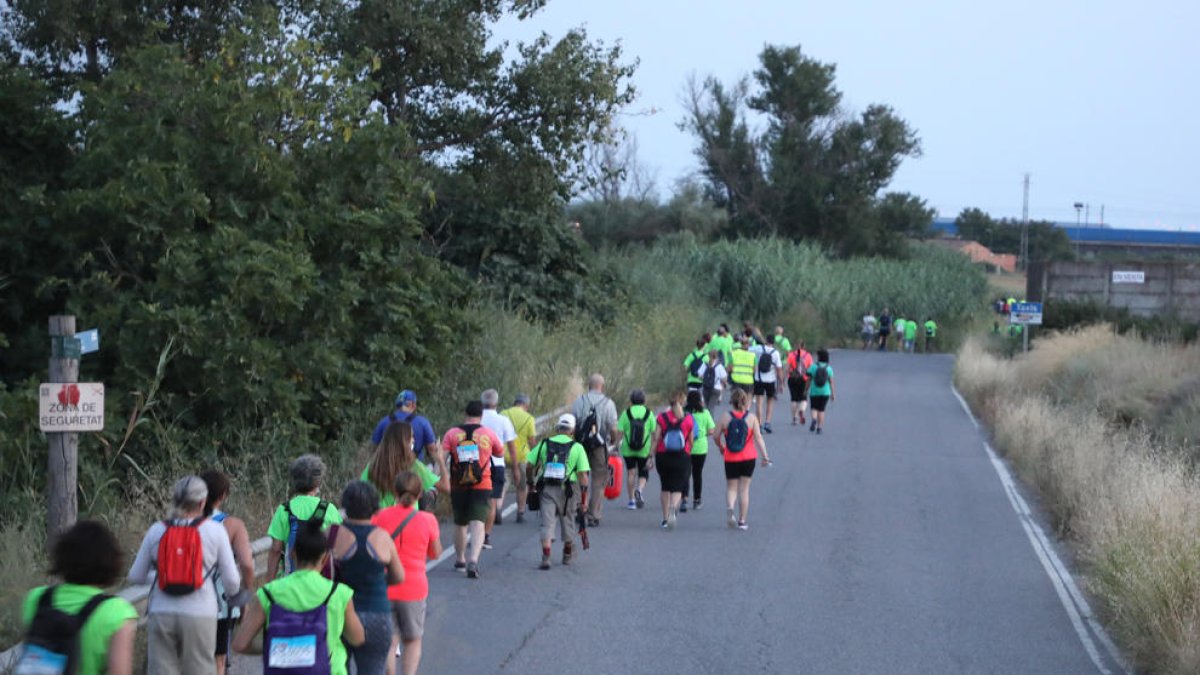 La caminada va sortir de l’ermita del Peu del Romeu i va arribar fins a l’ermita de Butsènit.