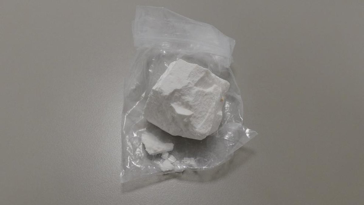 La cocaïna que portava l'home a sobre quan va ser detingut.