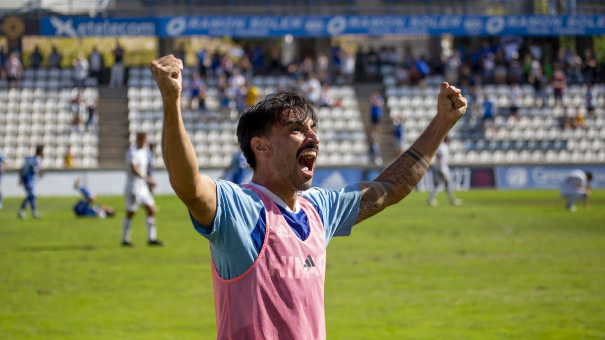 Chuli, exultant una vegada finalitzat el partit.