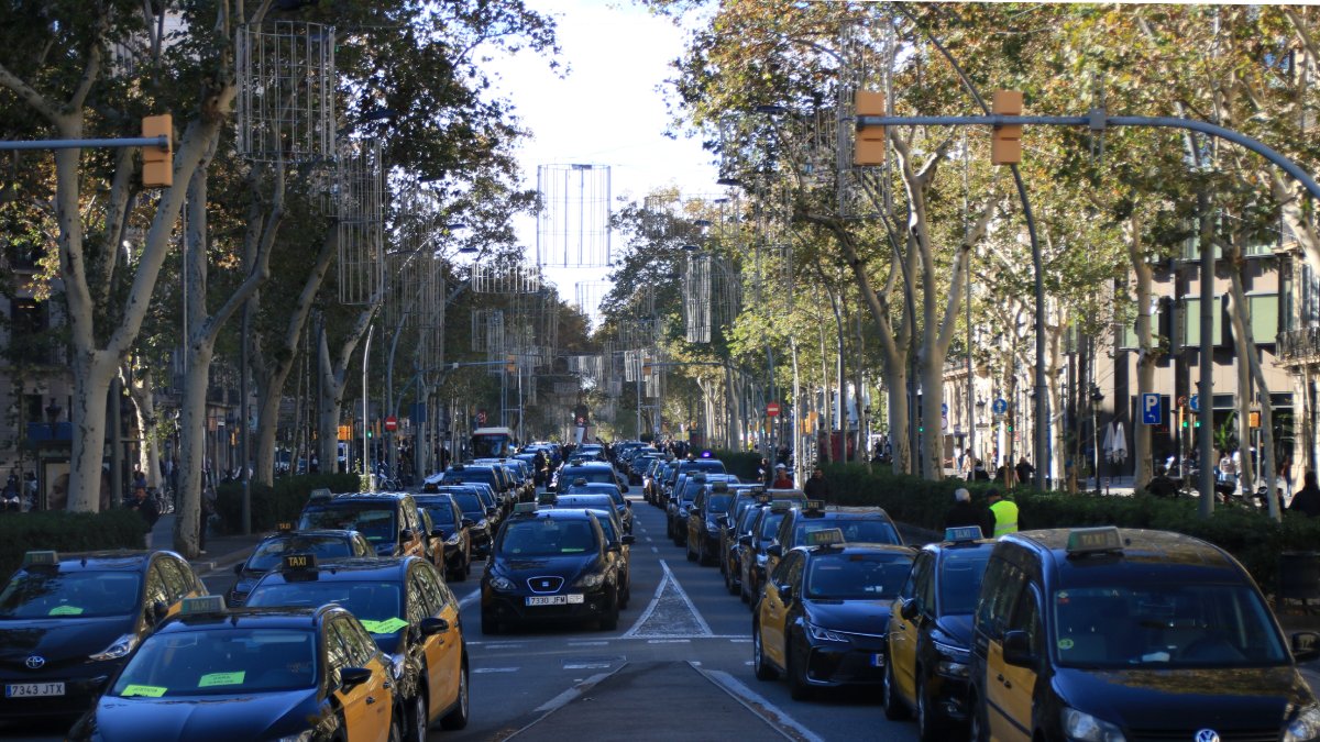 Els taxistes demanen justícia per la mort d'un company a Barcelona