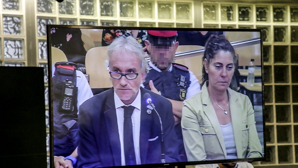 Fernando Blanco i Marga Garau, durant el judici a l’Audiència.