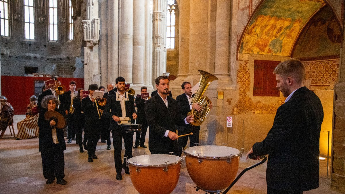 La Ilerband es va encarregar de la banda sonora de l’acte.