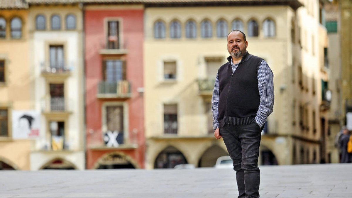 Joan Mena: “La gent com els meus pares va entendre la defensa del català com una defensa de les llibertats”