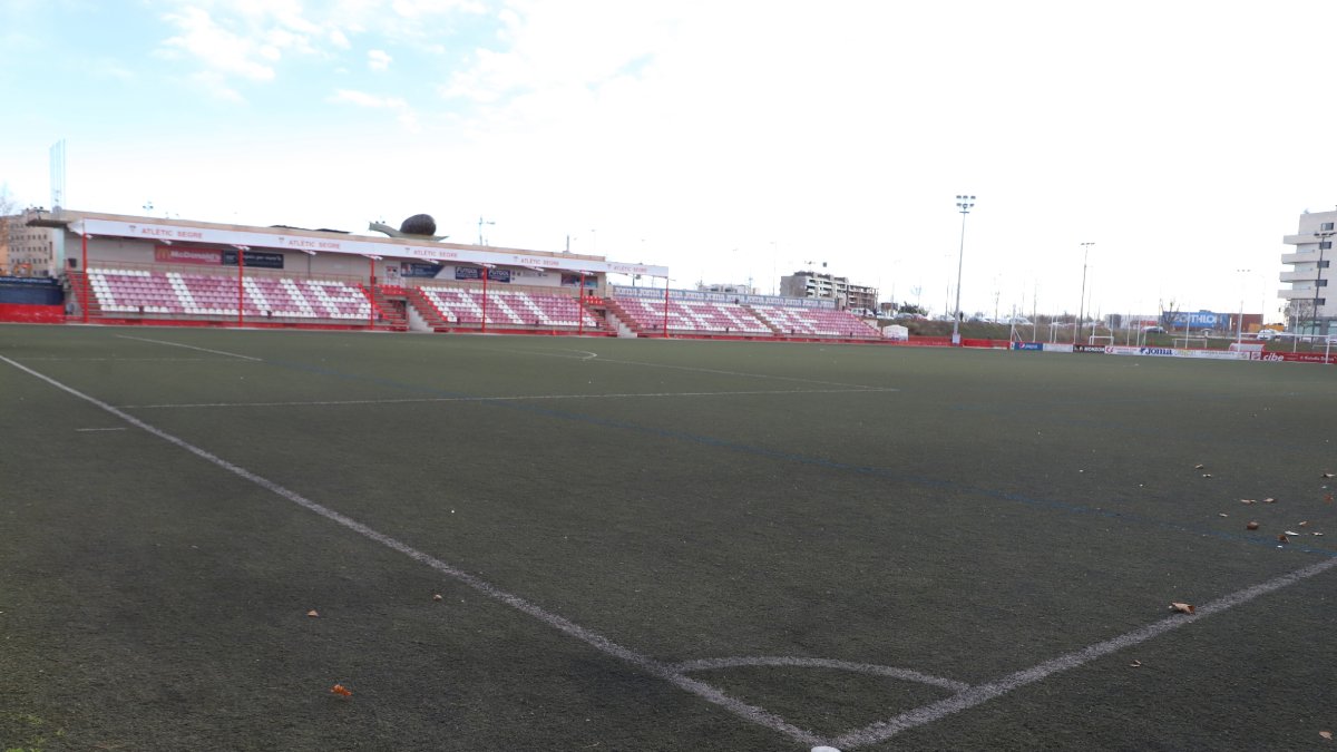 Instal·lacions del camp municipal Ramon Farrús de l’Atlètic Segre, un dels clubs afectats.