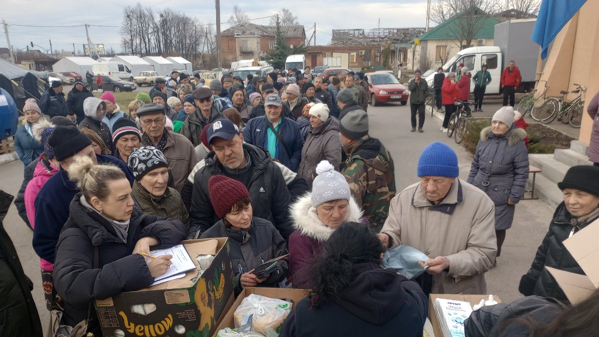 Entrega d’ajuda humanitària polonesa a civils ucraïnesos.