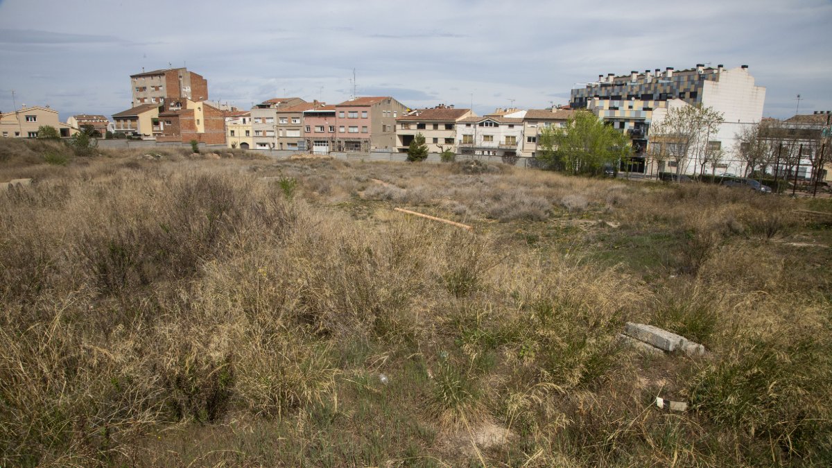 Els terrenys del futur centre de refugiats.