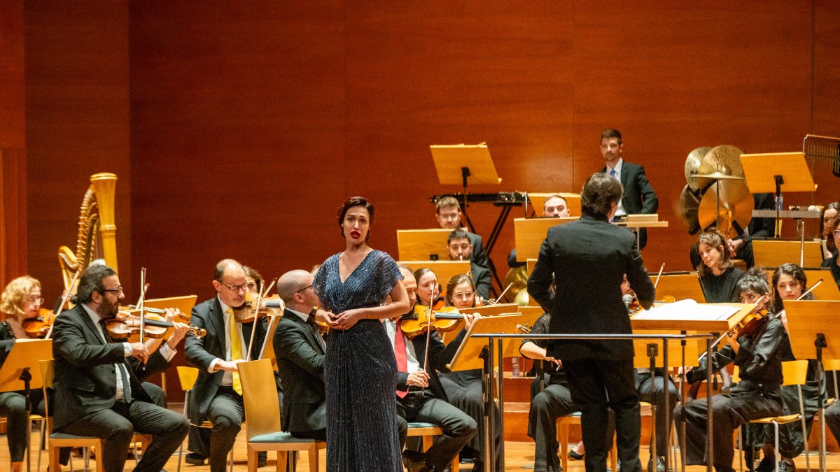 L'Auditori s'omple de nou amb el tradicional 'Festival de Valsos'