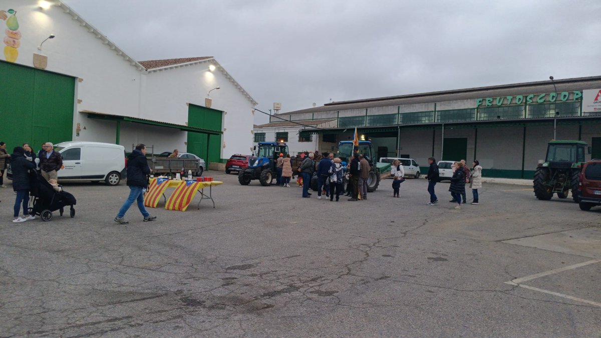 Quatre cooperatives fruiteres de Lleida es donen de baixa de la FCAC