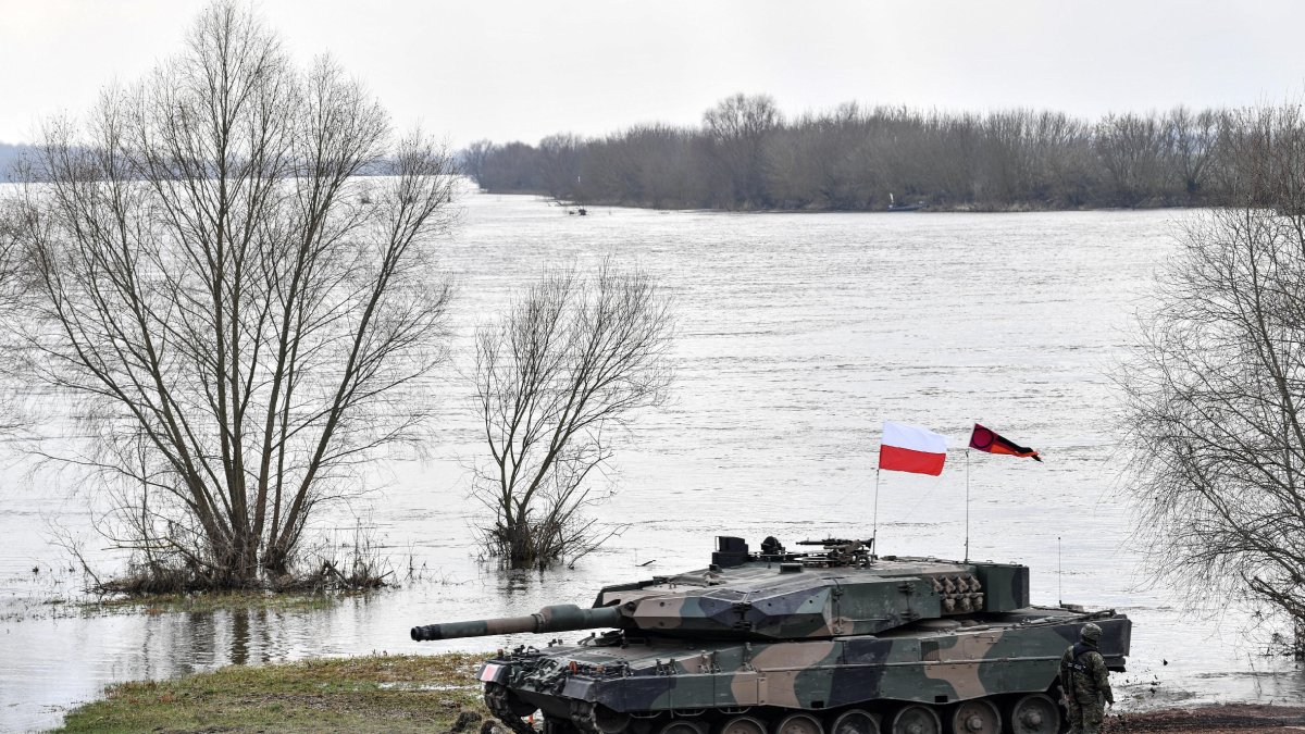 Imatge d’un carro de combat polonès, ahir durant unes maniobres de l’OTAN a Polònia.