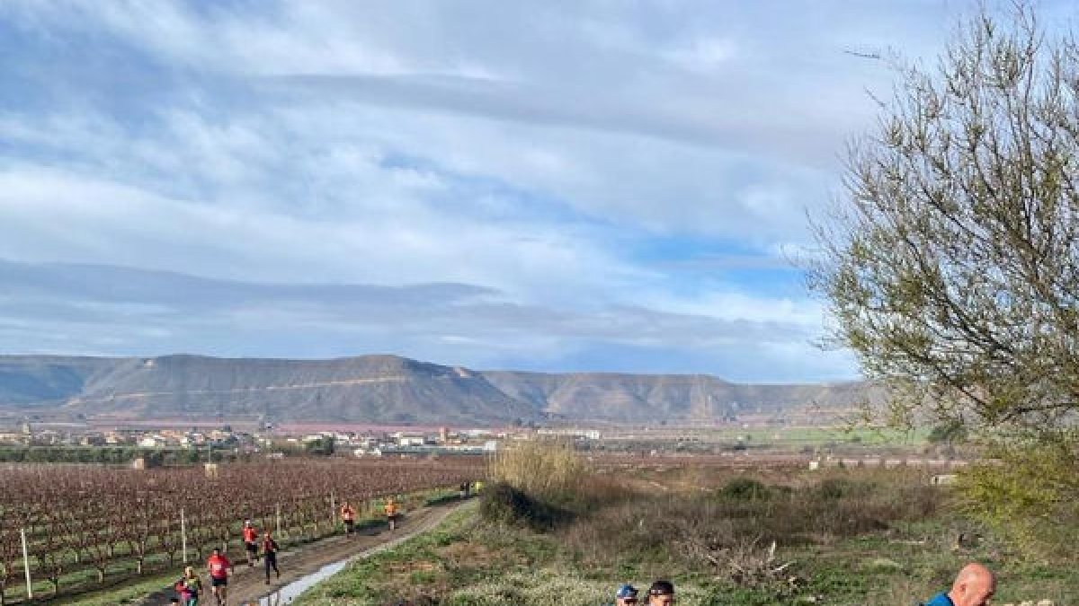 Vilella reuneix 140 participants en el trail running i la ruta senderista